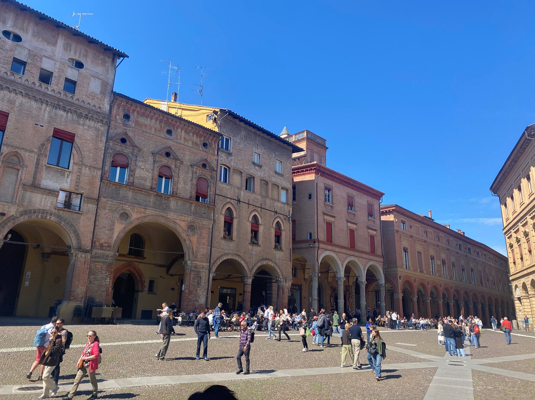 Piazza Santo Stefano-博洛尼亚必去景点