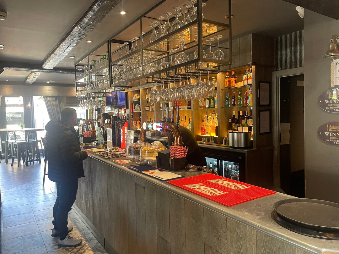 The Station Restaurant & Bar主图