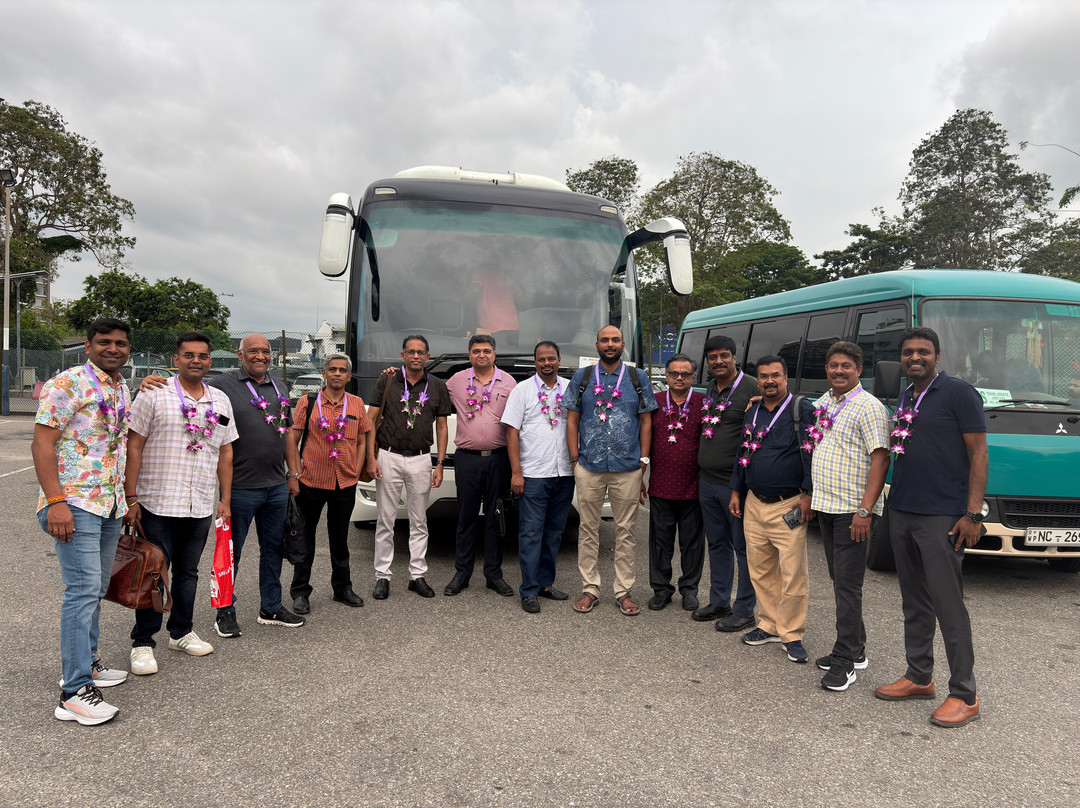 Aash Travels