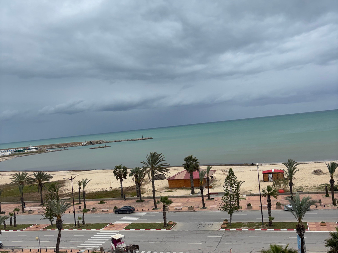 麦地那日光浴及海水浴酒店主图