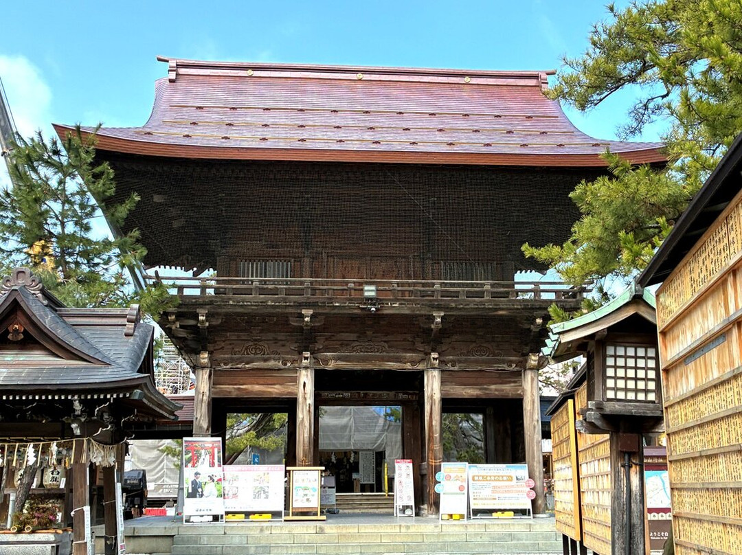 Hakusan Shrine-新泻市必去景点