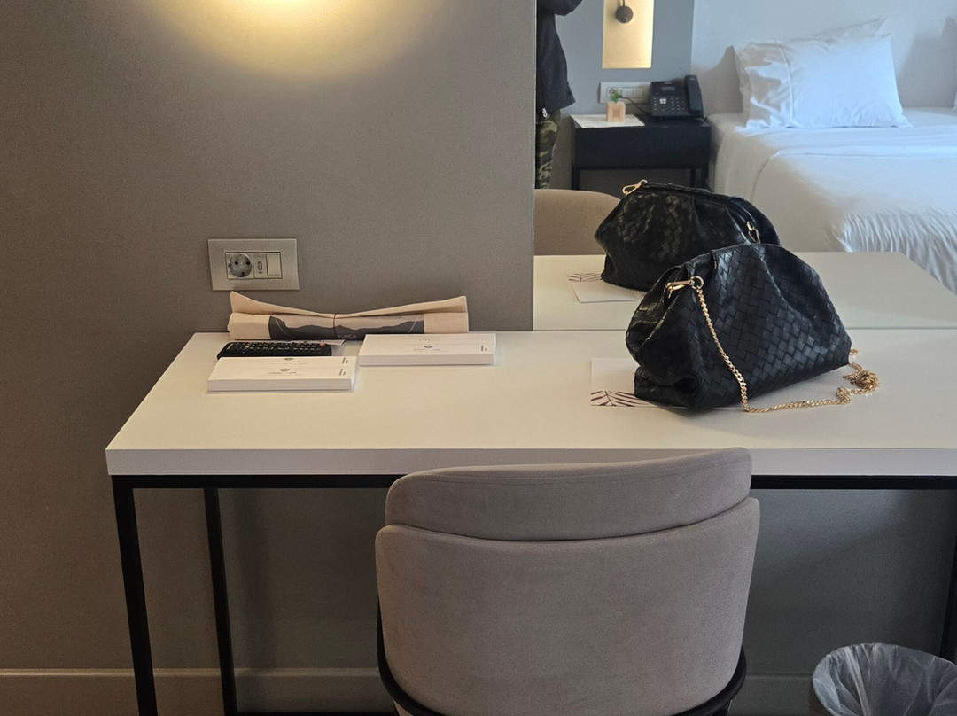 艾维斯4号精品酒店主图