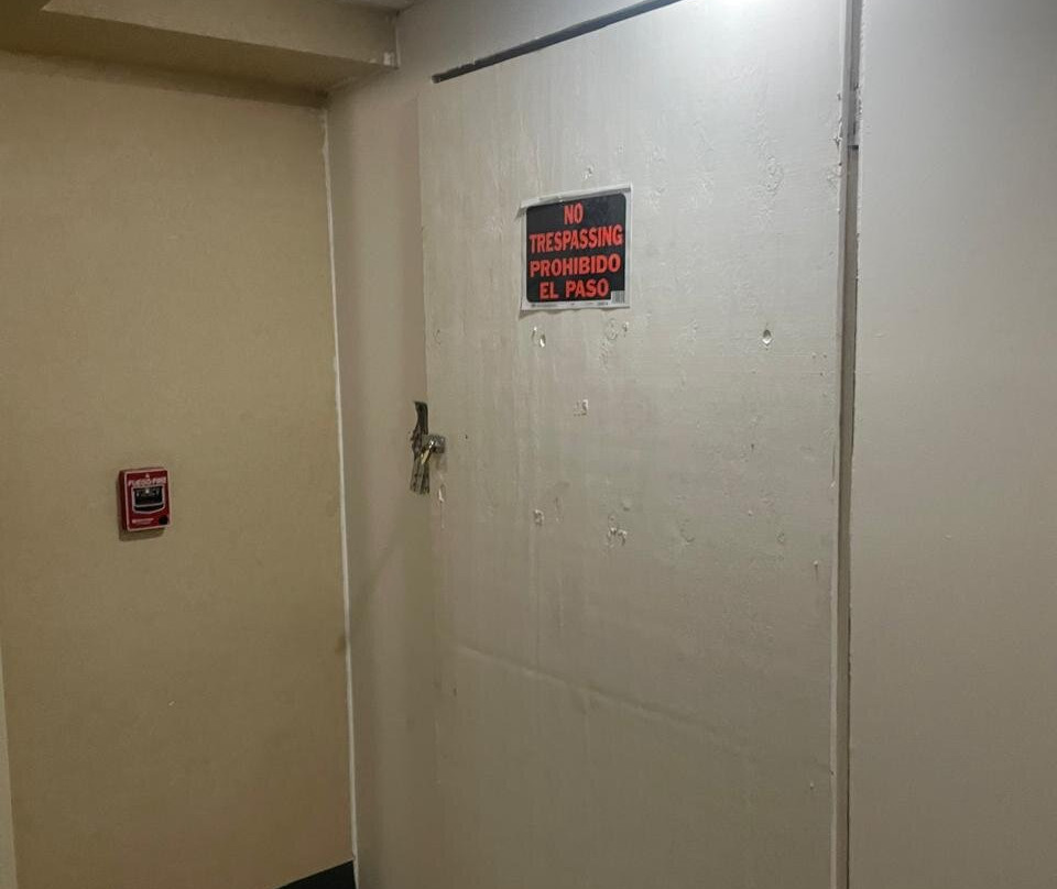 萨尔蒂洛佐纳航空港智选假日酒店主图