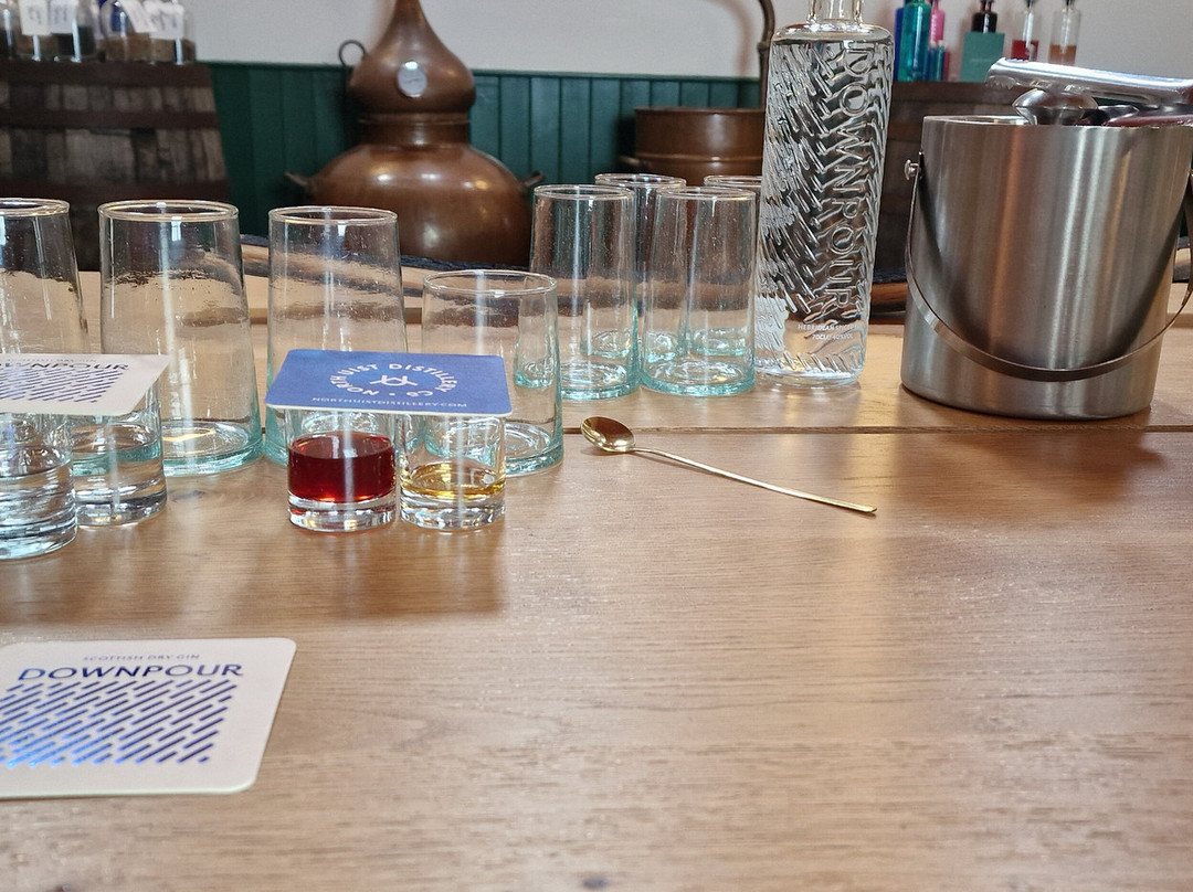 North Uist Distillery Co-Benbecula Island必去景点