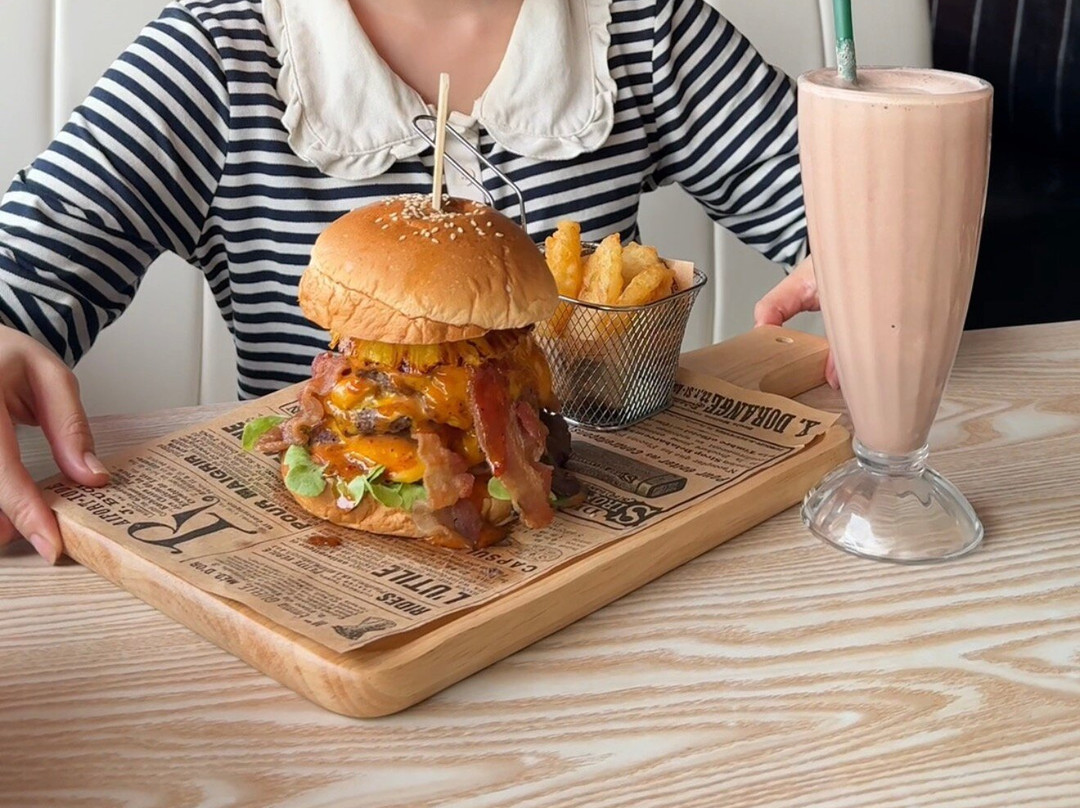 Pinup Burger