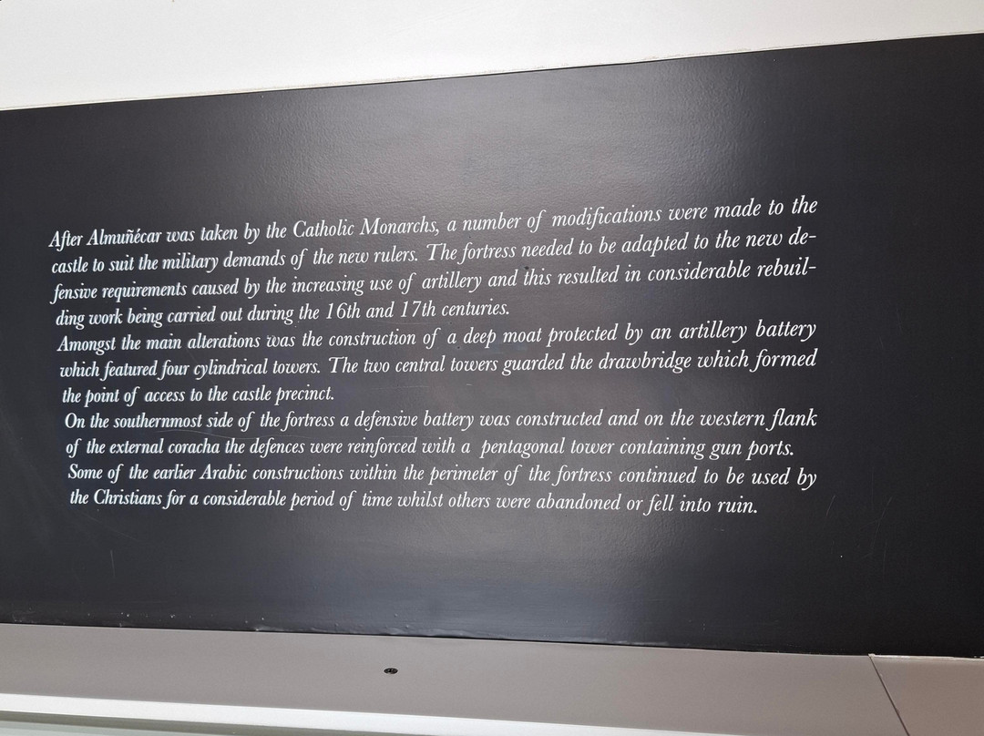 Castillo de San Miguel-阿尔穆涅卡尔必去景点