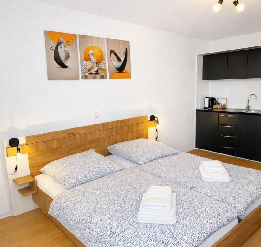 Ado Pension Wedel
