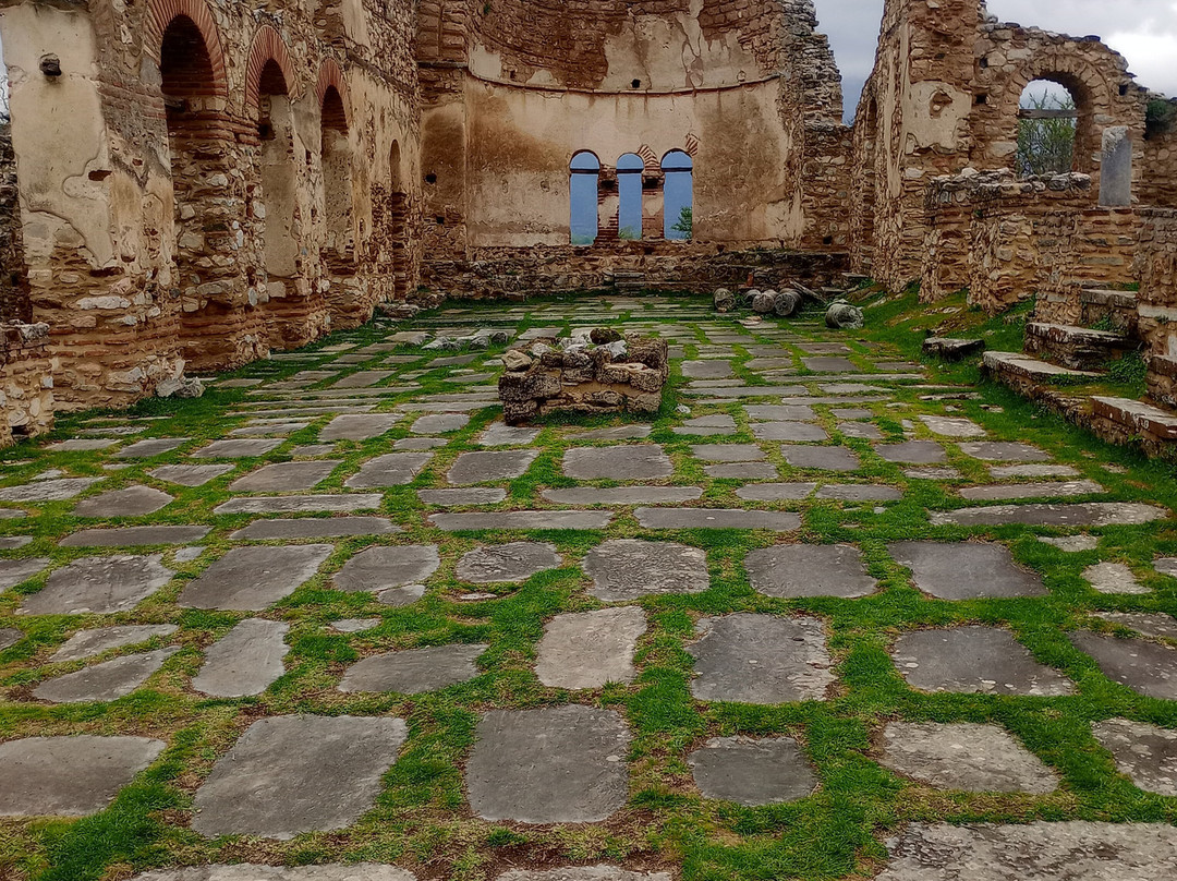 Saint Achillios Basilica-Agios Achillios必去景点