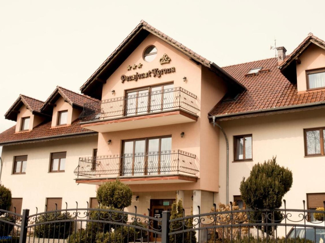 Czerna酒店住宿-Pensjonat Korona