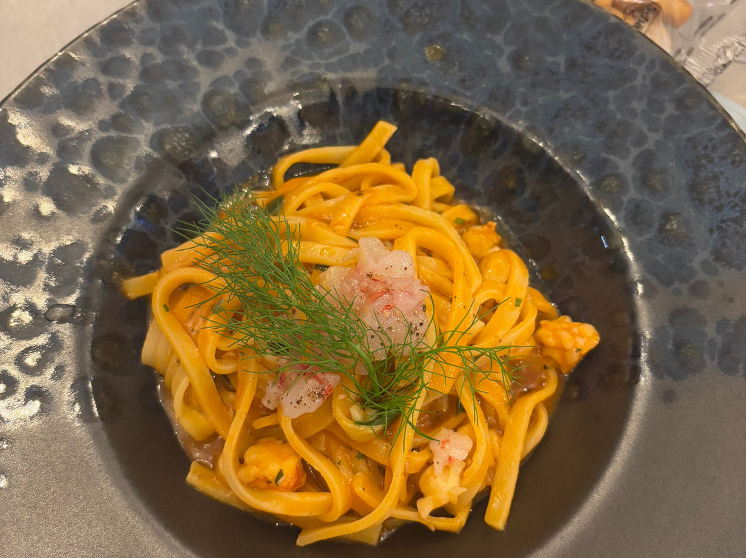 Mari Criu Restaurant