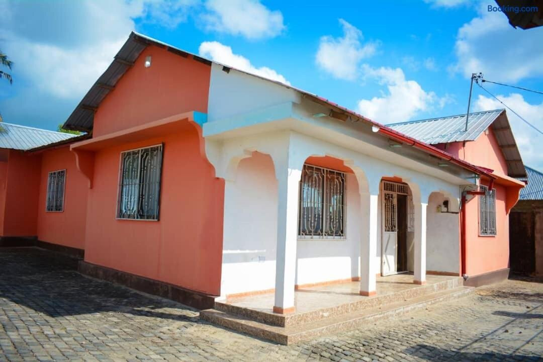 Mkoani Guest House