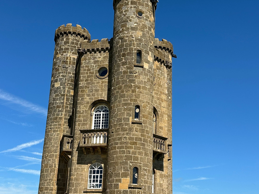 Cotswold Executive Cabs-百老汇必去景点
