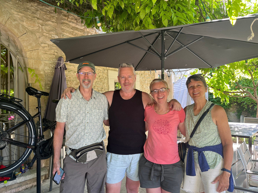 Provence Cycling Holidays主图