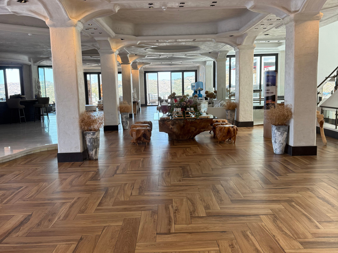 皇家麦肯尼亚酒店-立鼎世酒店集团主图