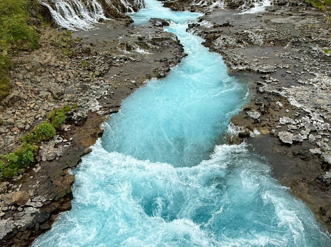 Bruarfoss Waterfall 蒂芬尼藍瀑布-Brekkuskogur必去景点