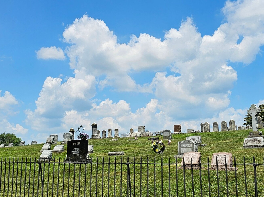 Sharp's Cemetery-埃尔克顿必去景点