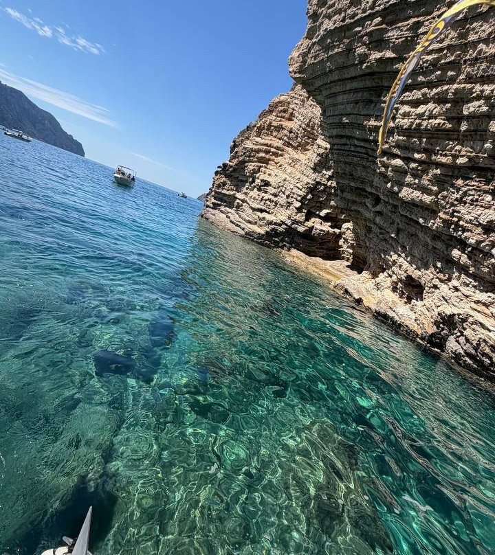 Paradise Beach-Liapades必去景点