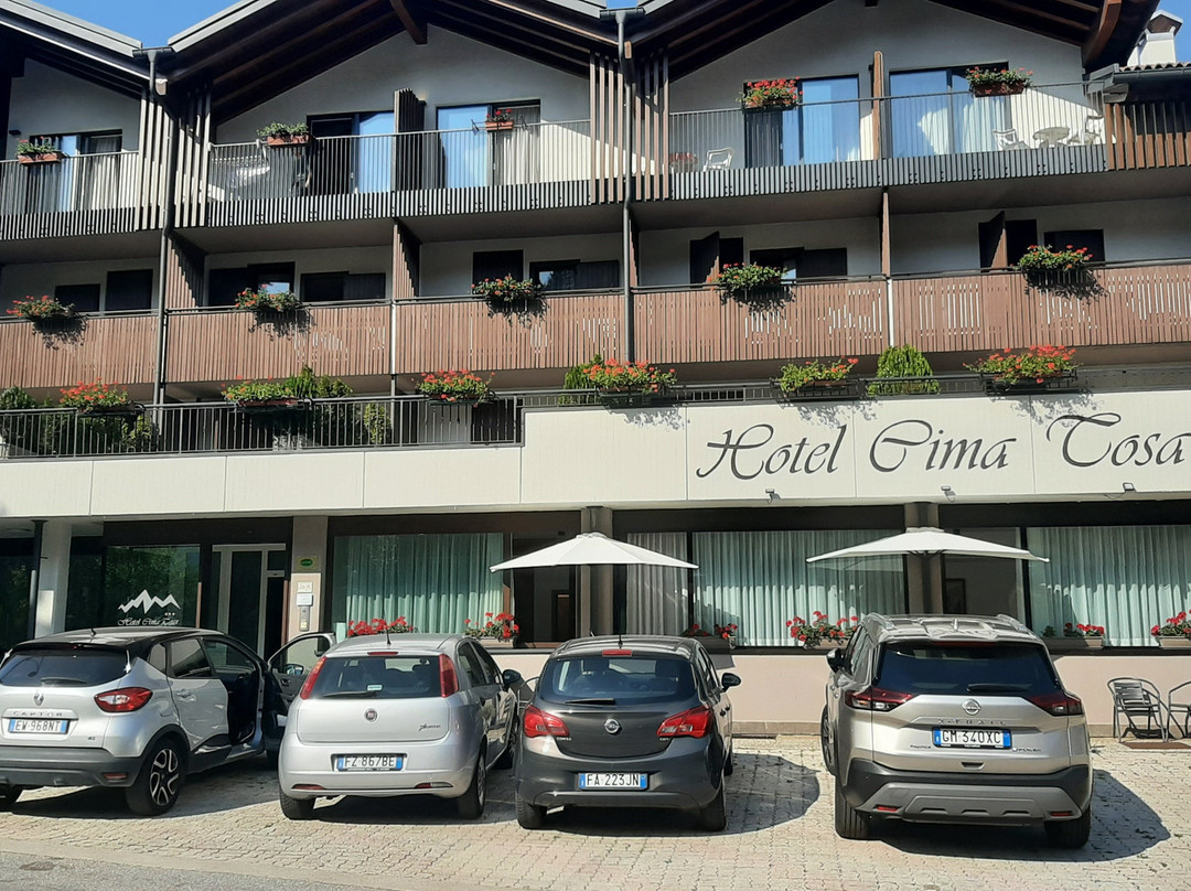齐玛托沙酒店主图