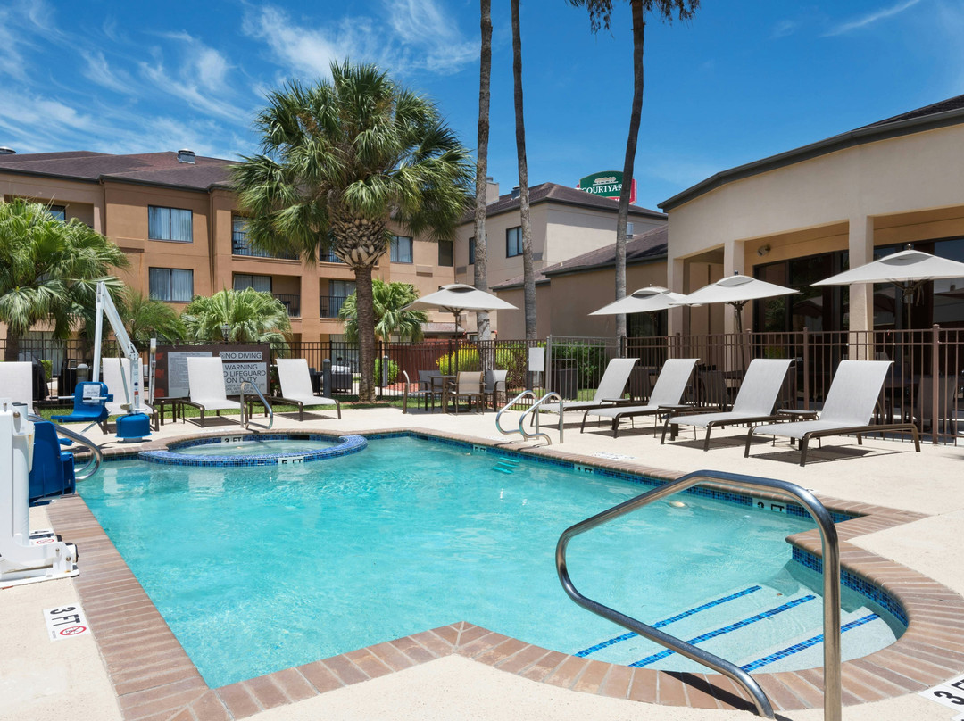 Port Mansfield酒店住宿-Courtyard by Marriott Harlingen