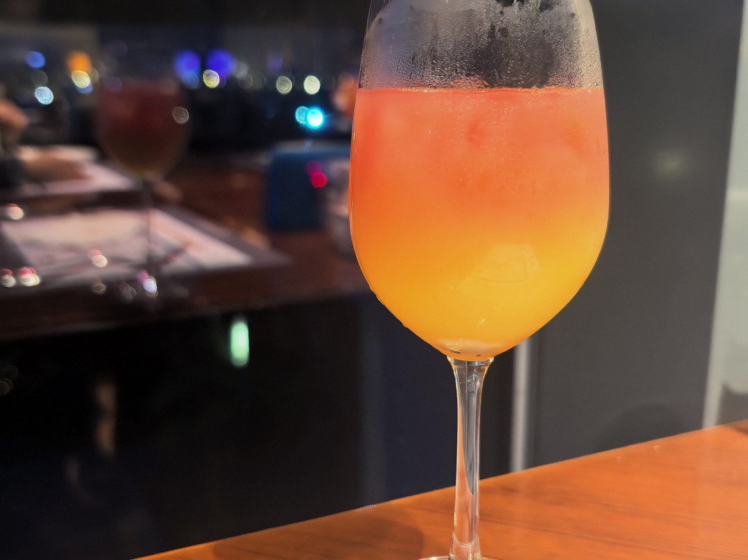 武汉世茂希尔顿酒店主图