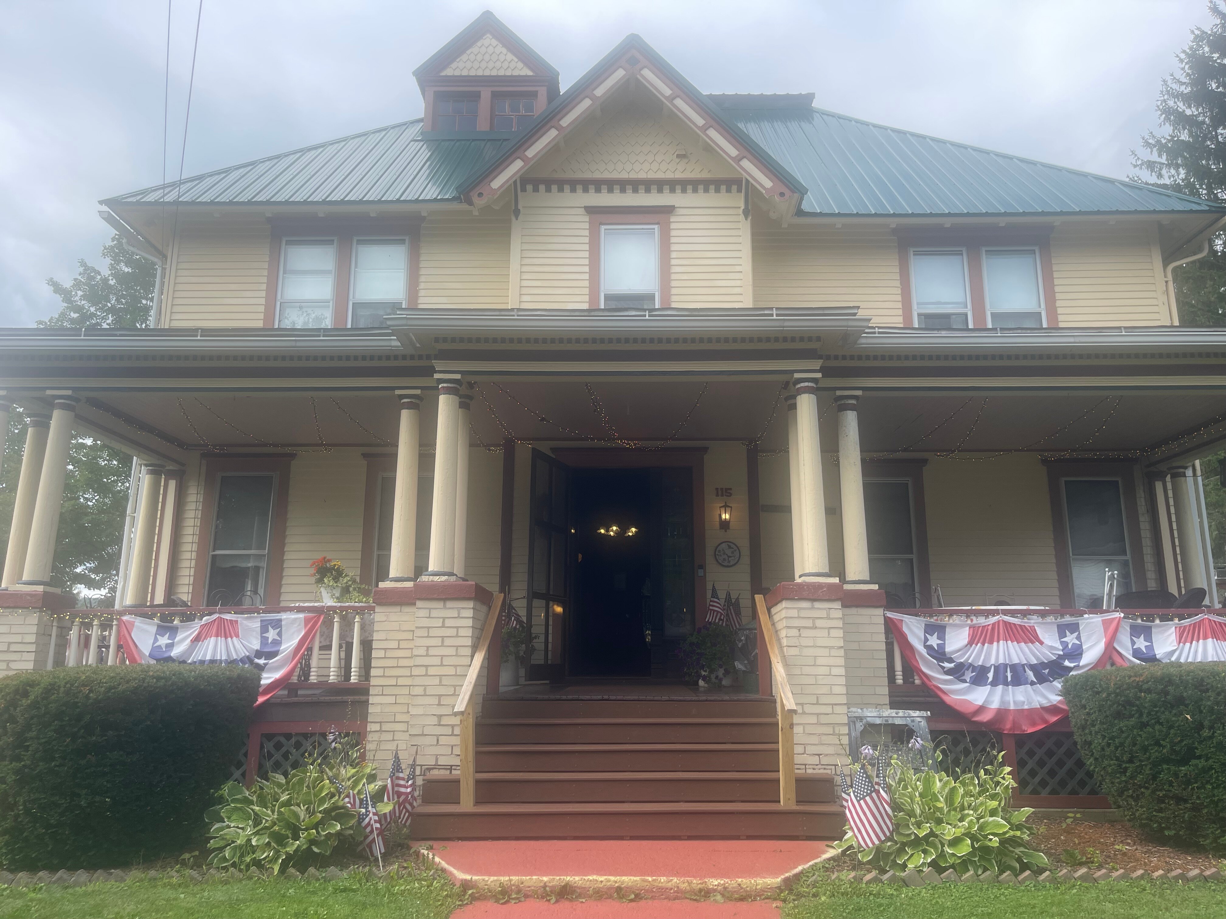 Inn on Maple Street Bed & Breakfast-旅行者