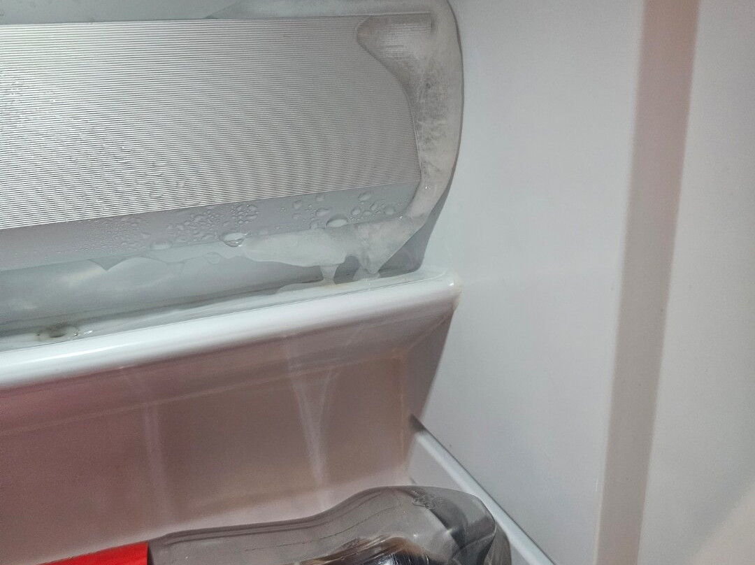 马汀红色酒店主图