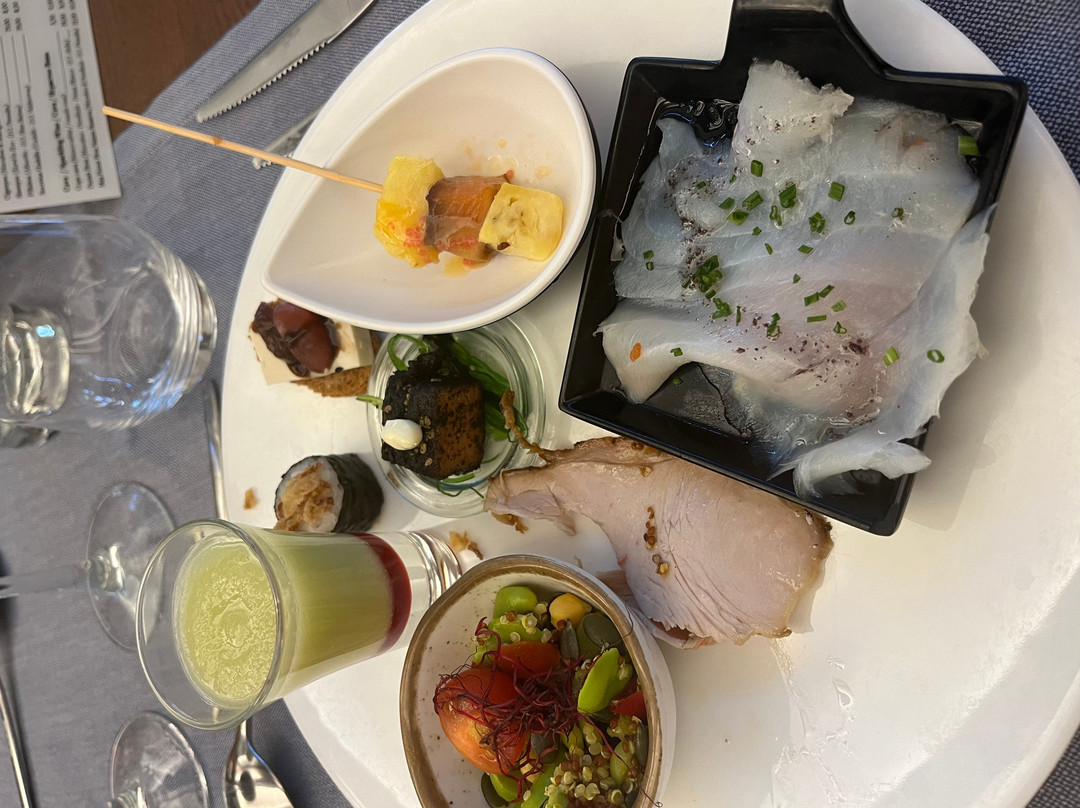 黄金萨劳海岸酒店 - 限成人主图