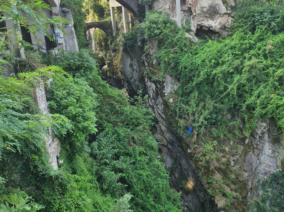 Orrido Di Nesso-Nesso必去景点