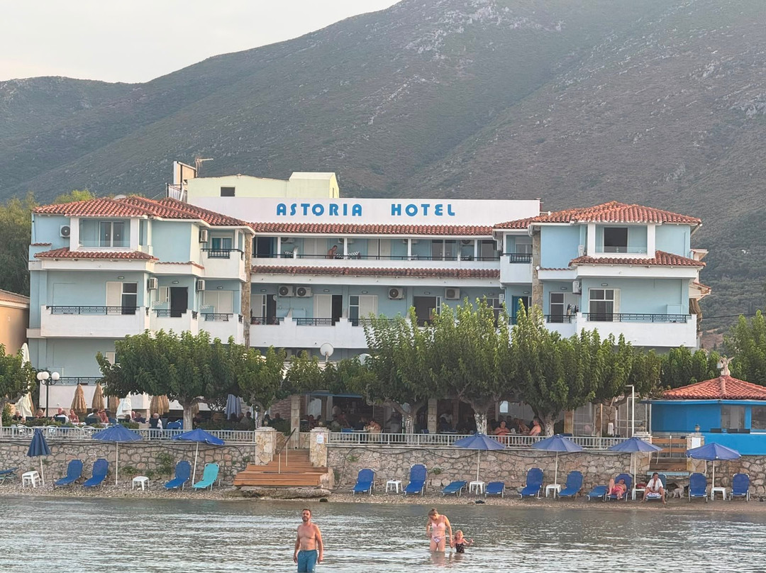 Astoria Hotel主图
