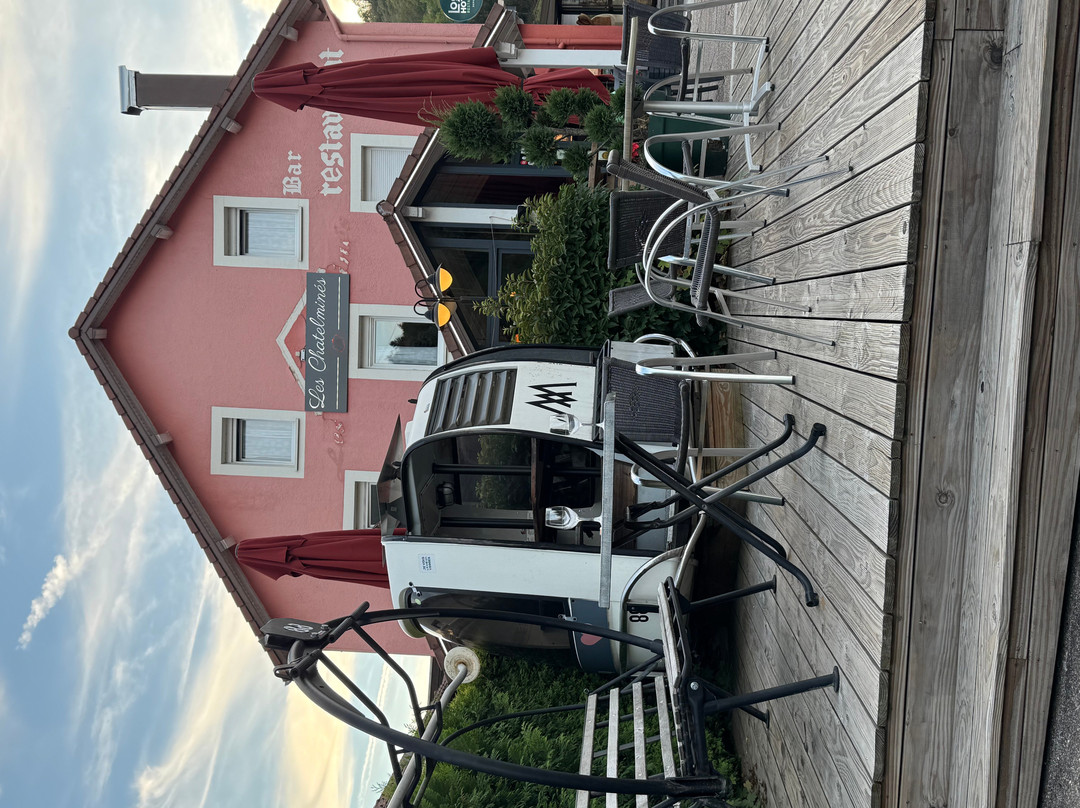 Logis HÔTEL, Chalets et Restaurant les CHATELMINÉS主图