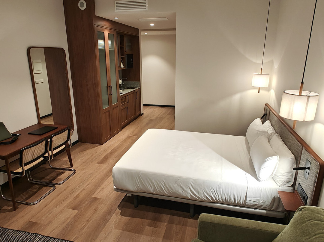 Batimont Suites