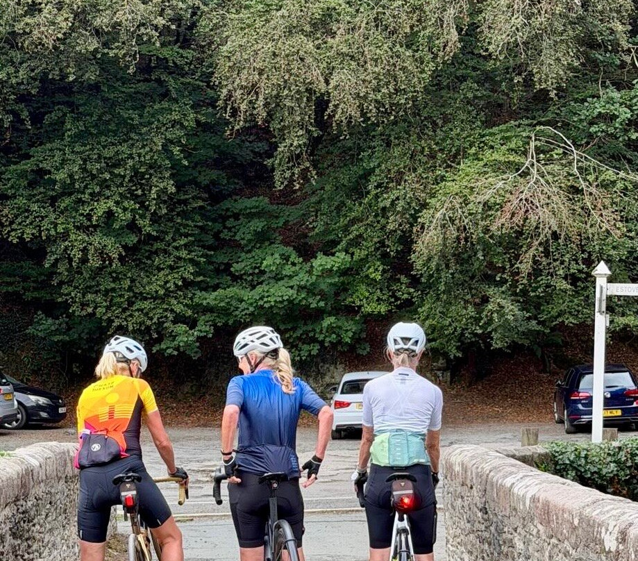 Peak Tours-Glossop必去景点