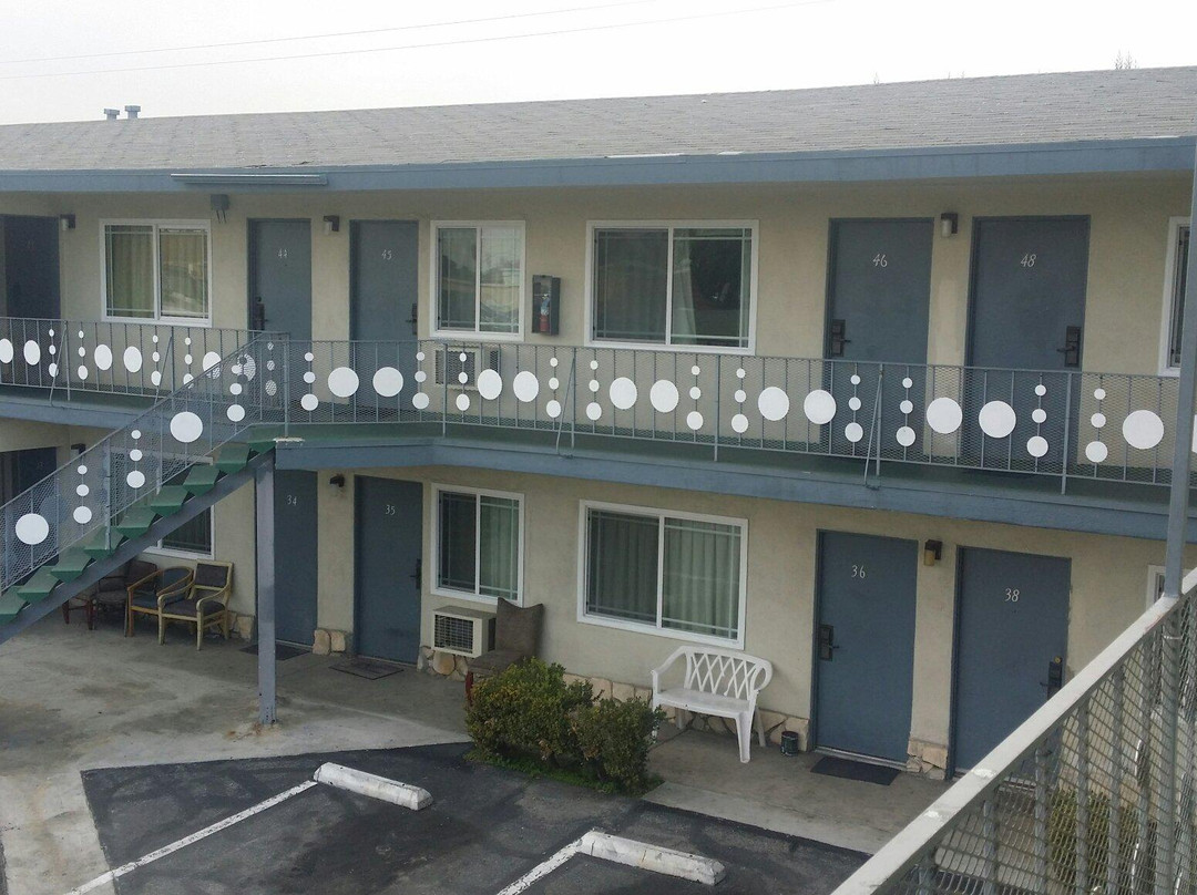 Stanton酒店住宿-Sahara Motel