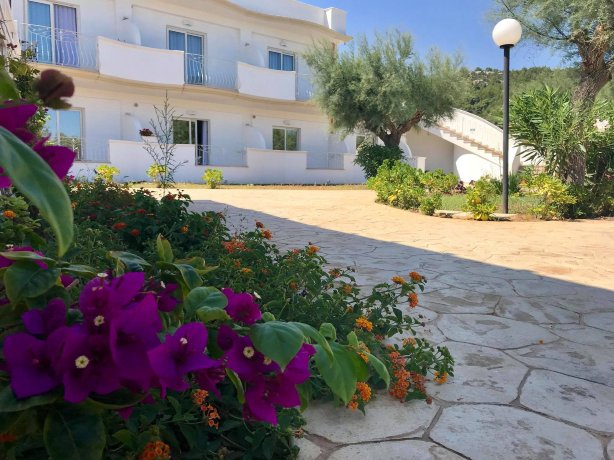 Hotel Corona Beach Peschici-官方