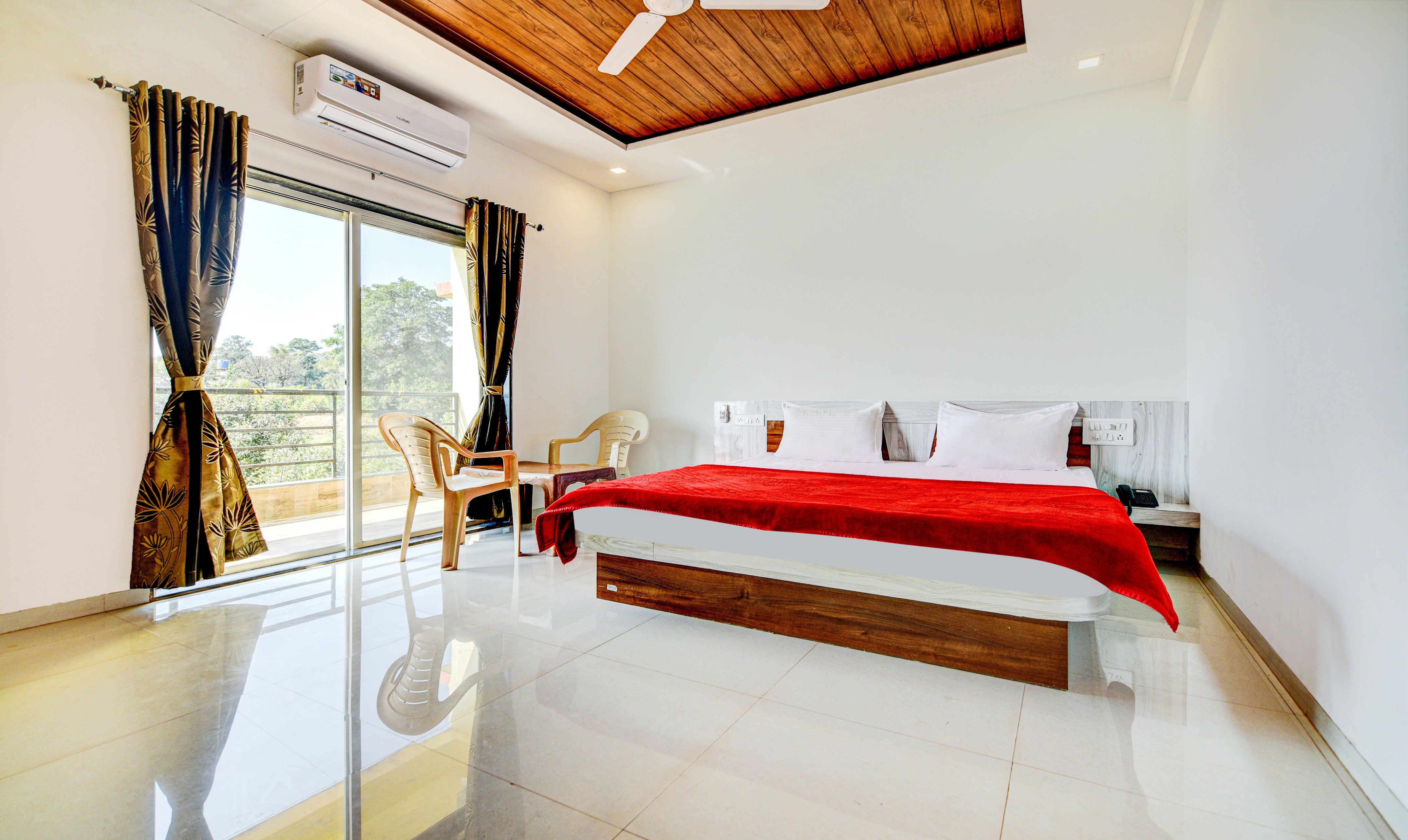 Aditya Hill View Inn-官方