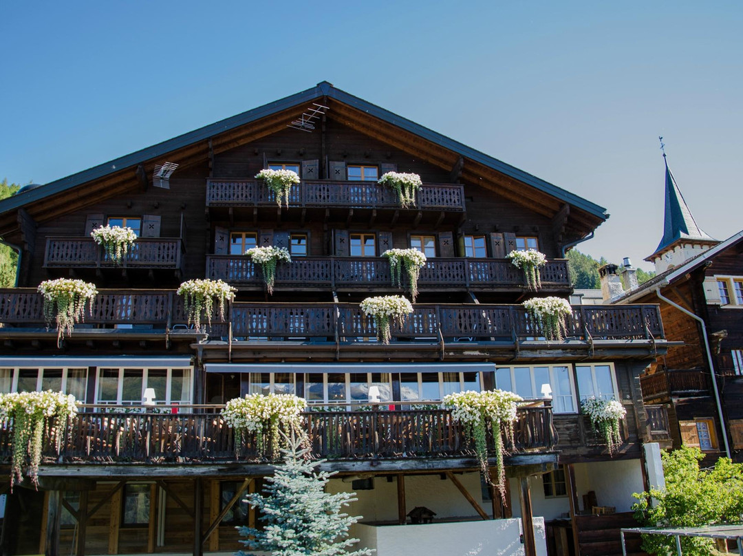 Saint-Luc酒店住宿-Hôtel Grand Chalet Favre