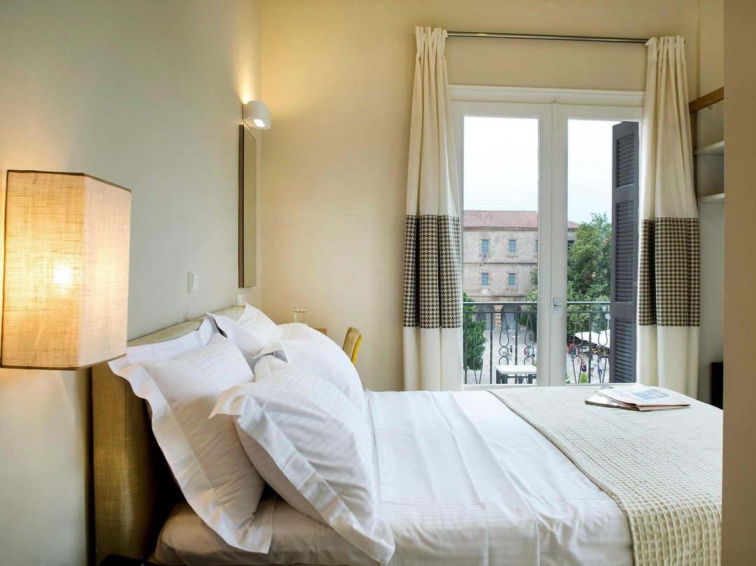 Hotel Athena