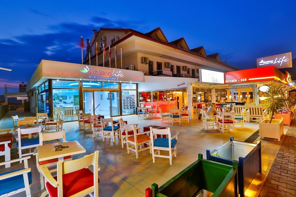 Golden Life Resort Hotel & Spa