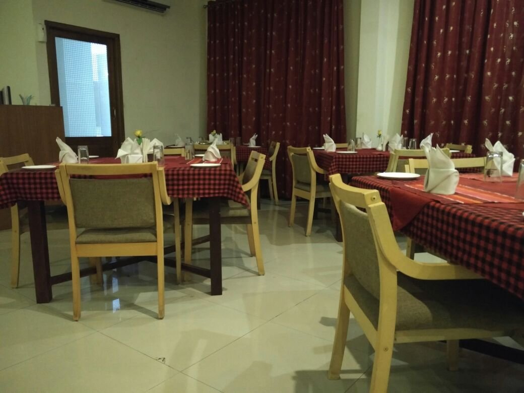 Hotel Ambalakkara-餐饮