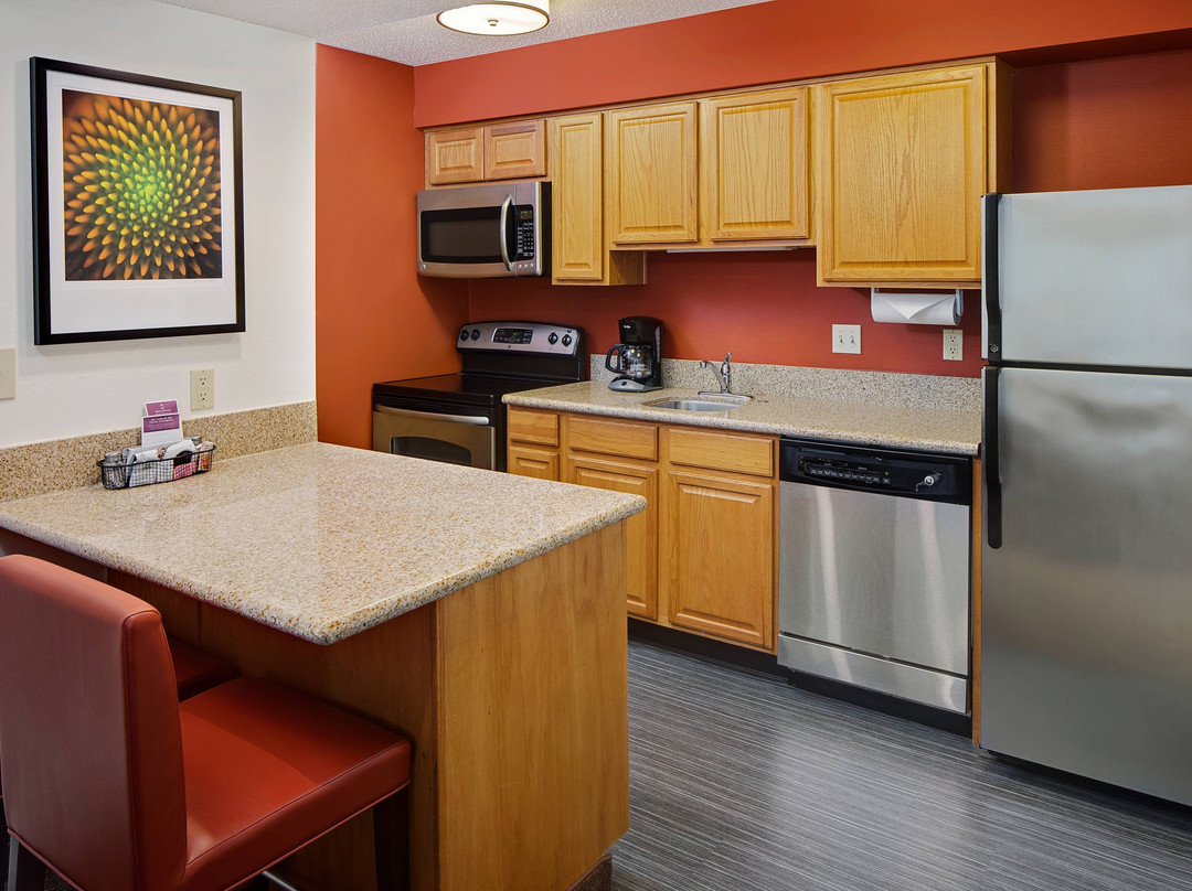 底特律特洛伊麦迪逊高地原住客栈主图