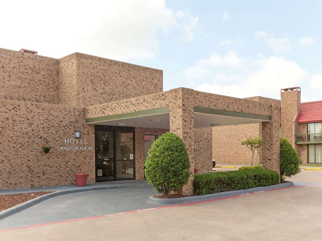 Hawthorn Suites by Wyndham Richardson