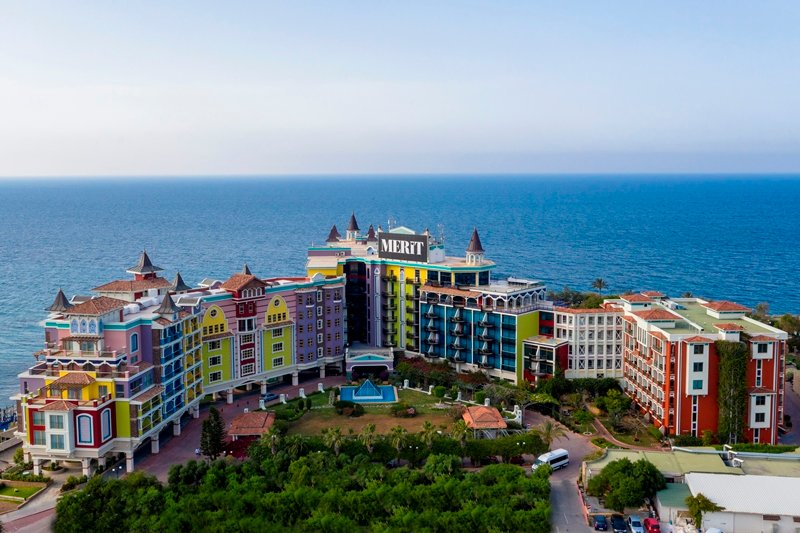 Merit Crystal Cove Hotel-官方