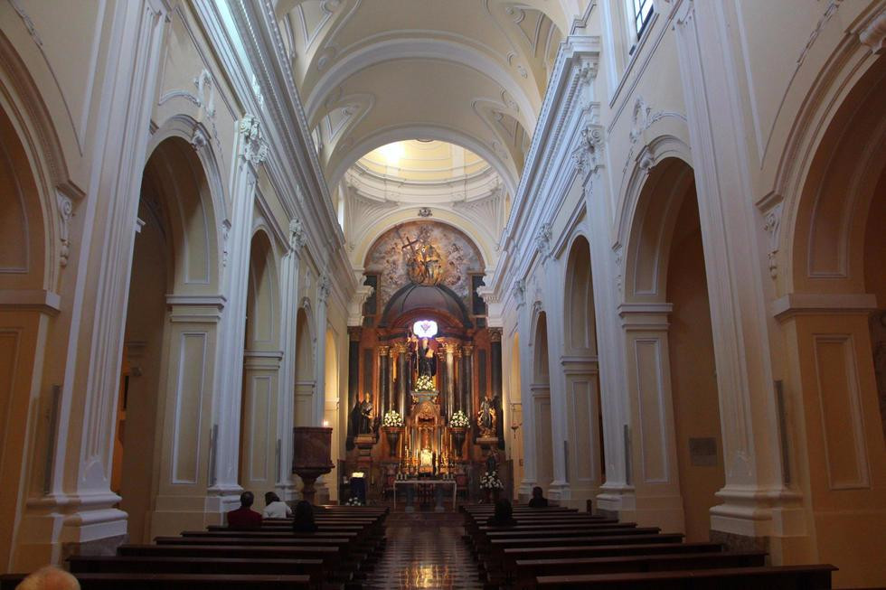 Iglesia de San Agustin-安特克拉必去景点