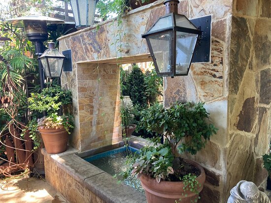 Cricklewood Secret Garden-贝克斯菲尔德必去景点