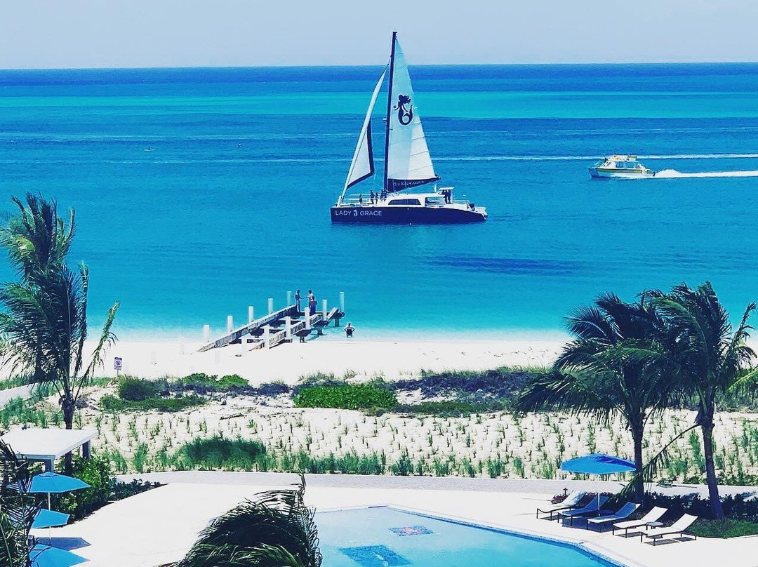 Lady Grace Catamaran-格雷斯湾必去景点