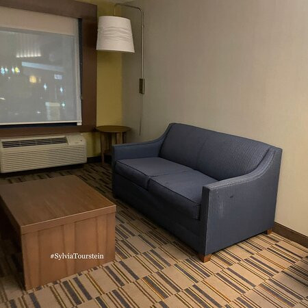 Holiday Inn Express & Suites Uniontown By IHG主图