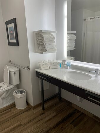 Hampton Inn Baltimore/bayview Campus主图