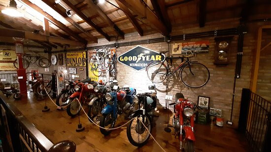 Museo de motos y antiguedades景点图片