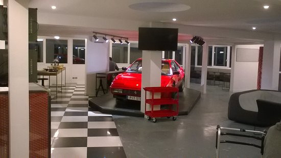 Enzo Hotels Trappes主图