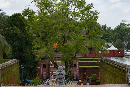 Manelwatta Temple景点图片